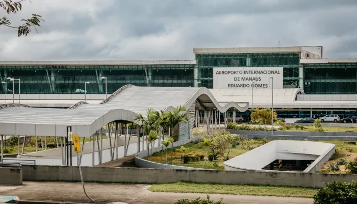 Justiça impõe pena de 26 anos a agente da PF por tráfico e vazamento de dados em Manaus