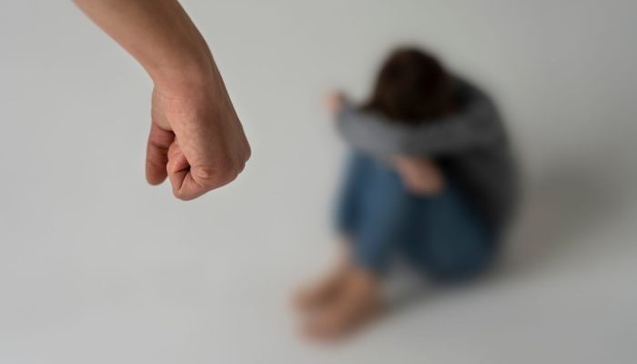 Lei Maria da Penha: mulher de Manaus supera violência e inspira esperança após 20 anos da legislação