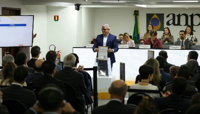 Leilão do pré-sal: sete blocos arrematados e R$ 530 milhões em bônus de assinatura