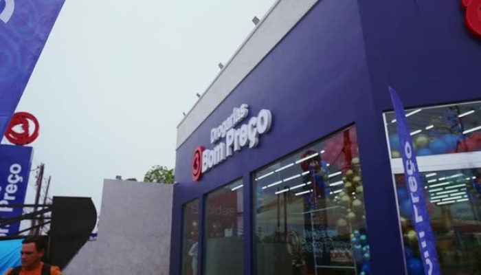 Manaus ganha novo hub de saúde com loja conceito da Bom Preço na V8