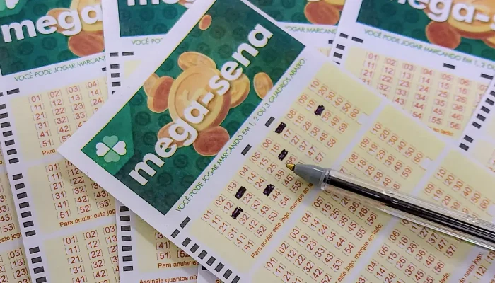 Mega-sena atinge R$ 135 milhões após ninguém acertar; veja os números sorteados