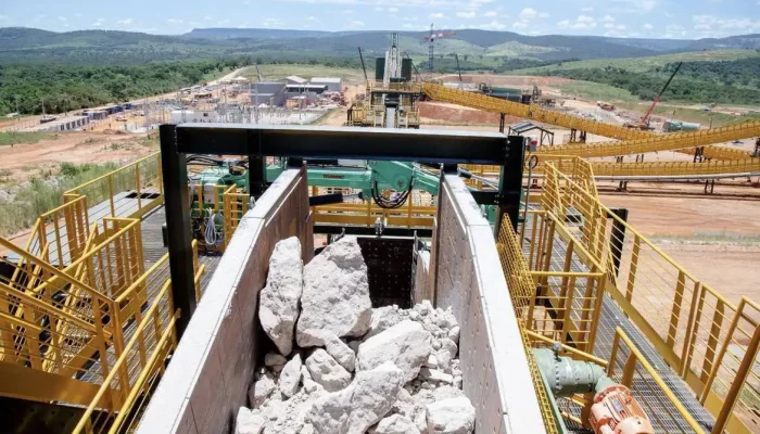 Mineração de elementos estratégicos impulsiona postos de trabalho no Brasil