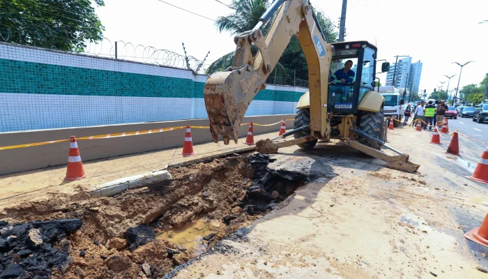 Ministério Público do Amazonas apura falhas recorrentes em adutoras e exige soluções em Manaus