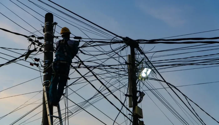 MPAM investiga troca de cabos de energia por alumínio em Manaus após queixas