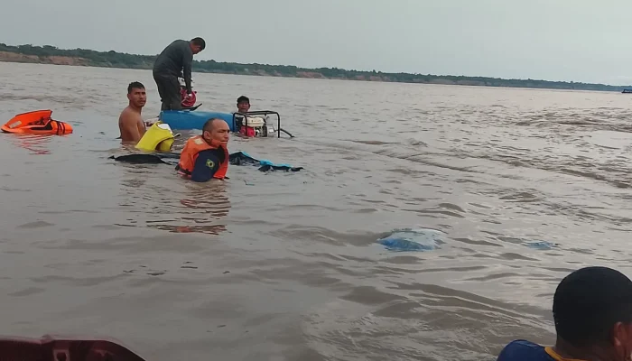 Naufrágio no Rio Solimões mobiliza Defesa Civil após canoa afundar com nove pessoas em Tabatinga