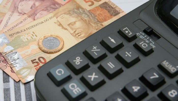 Nova CBS deve injetar R$ 636 bilhões nos cofres públicos em 2027 com reforma tributária