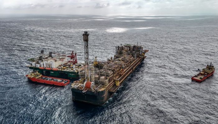 Petroleiros da FUP propõem Petrobras mais estatal e soberania energética nacional