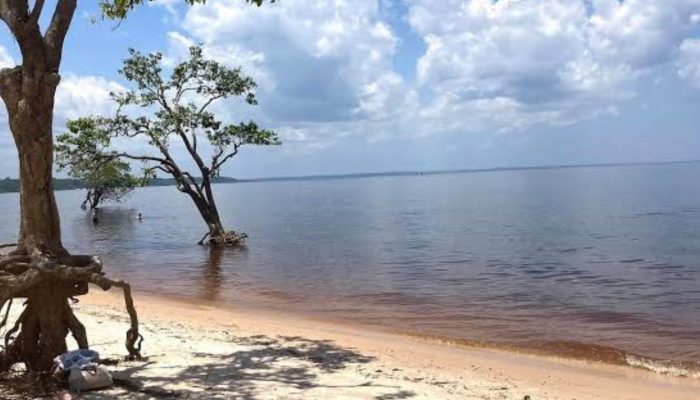 Polícia Civil investiga morte de jovem de 25 anos após afogamento na Praia do Tupé em Manaus