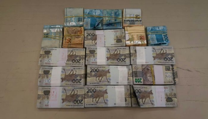 Polícia Federal apreende vultosa quantia em dinheiro e bens em operação contra Adail Filho e prefeito de Coari