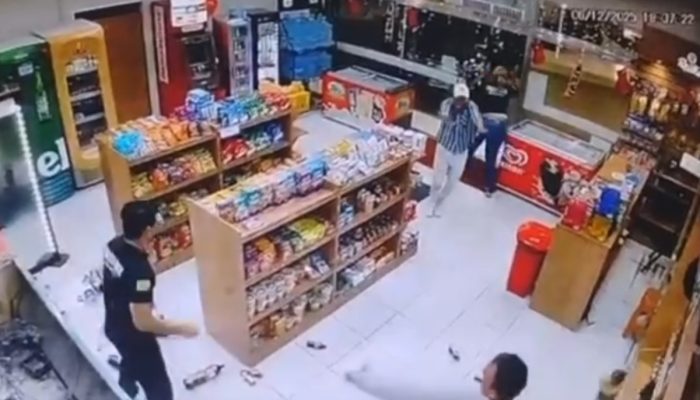 Policial militar é filmado em agressão e depredação de loja de conveniência em Manaus