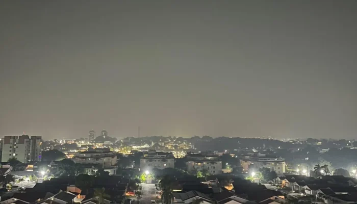 Por que a fumaça das queimadas em Manaus se intensifica durante a noite