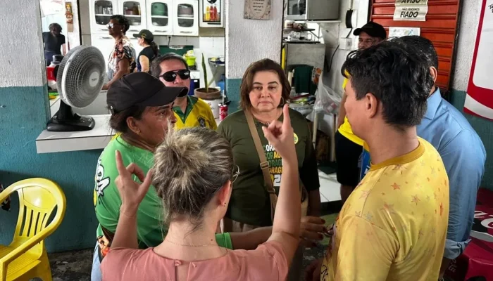 Professora Maria do Carmo aposta em fortalecimento do setor primário em visita a feira