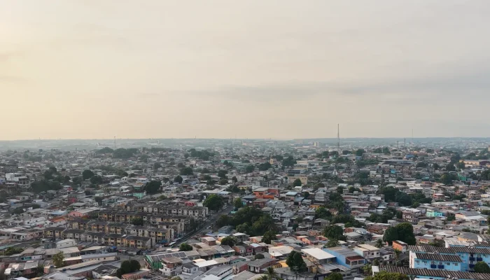 Queda de 65,8% em focos de incêndio no Amazonas melhora ar em Manaus
