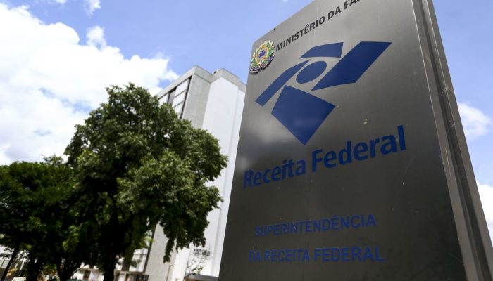Reforma tributária: notas fiscais eletrônicas iniciam exigência de CBS e IBS nesta segunda