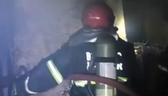 Resgate sob tensão: homem armado com facão é salvo de incêndio em Manaus