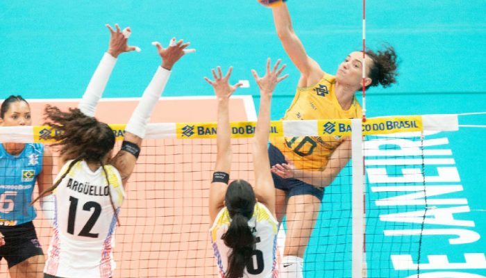 Seleção feminina de vôlei bate Venezuela por 3 a 0 no retorno de Gabi ao Maracanãzinho