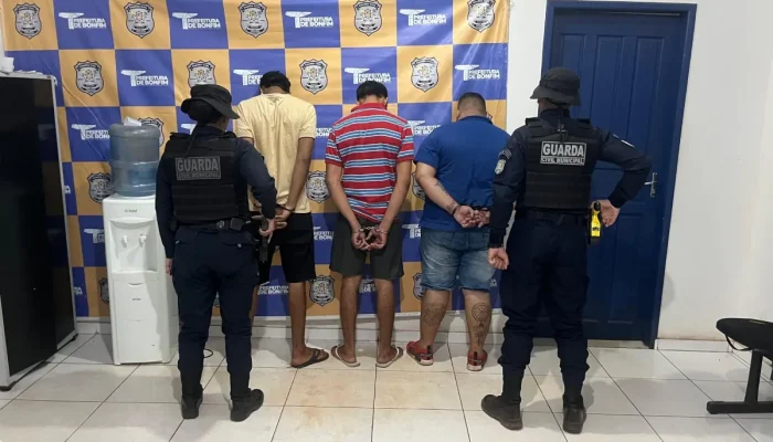 Trio é detido em Roraima após duplo latrocínio em Manaus e tentativa de fuga
