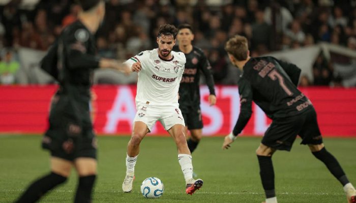 Volante Martinelli, do Fluminense, é convocado por Ancelotti para a Seleção Brasileira